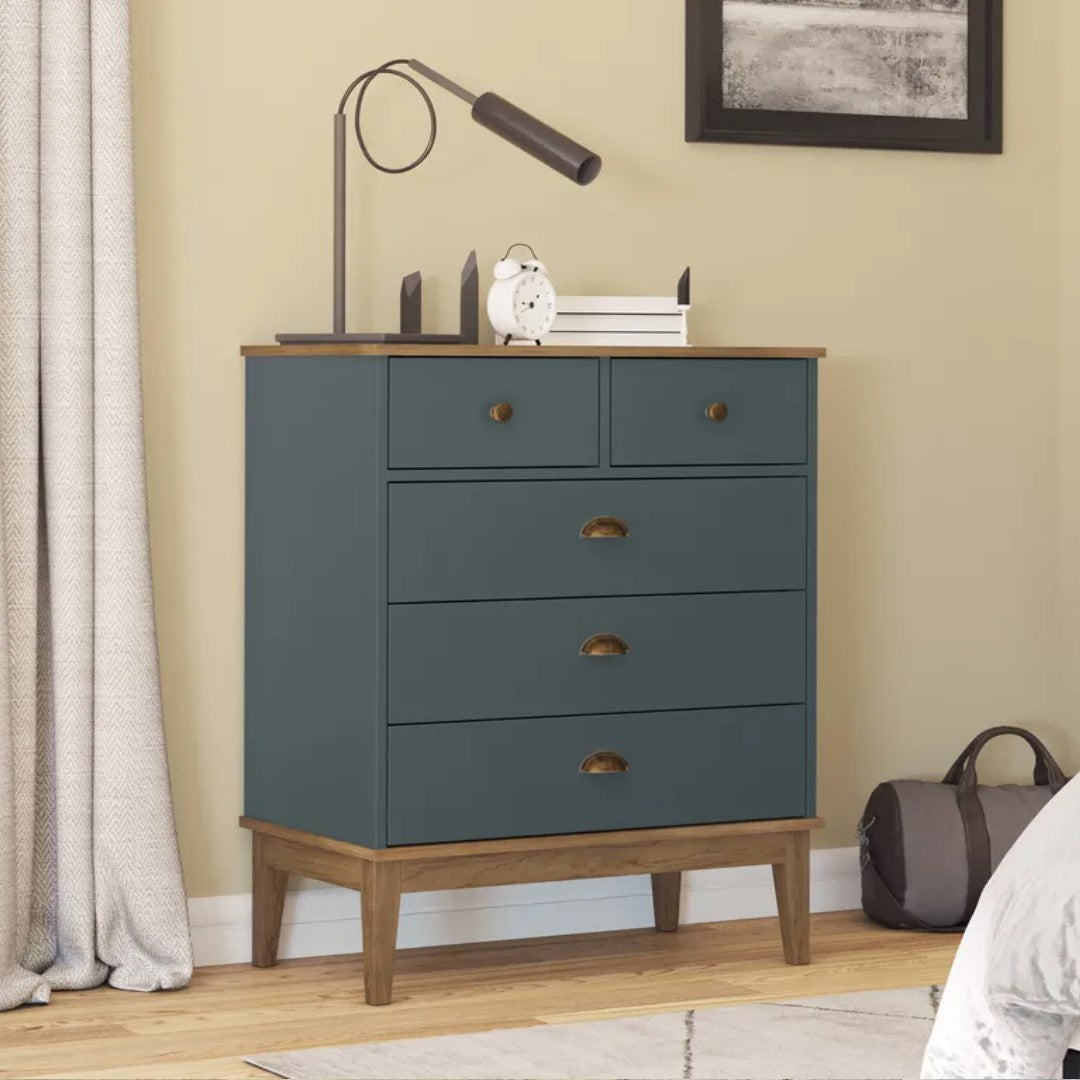 COLONIAL Chest of Drawers